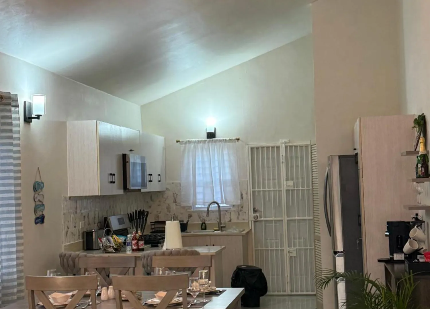 Serenity Haven Ocean View Дискавери-Бэй Апартаменты